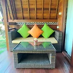 Pondok Gandalangu Ubud-Dikelilingi Hamparan Sawah