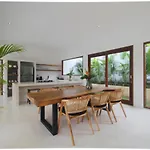 Modern And Stylish 3 Bedroom Villa