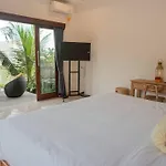 Huge Modern Balinese Home With Panoramic Rice Views!