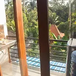Ratna Villa 4