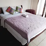 Tunjung Guest House