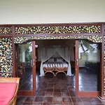 Uma Capung Mas Cottage