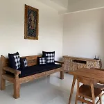 Anom House