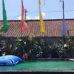 The Ubud Kinship