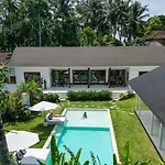 Modern And Stylish 3 Bedroom Villa