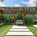Villa La Lisa By Balisuperhost