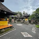 Nuri 47 Guest House