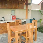 Villa Puri Kembar