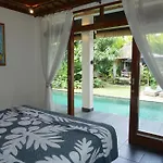 Villa Heliconia