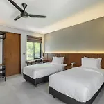 Villa Cakra - 4 Bedroom Luxury Villa With Infinity Pool And Paddy Field View Ubud