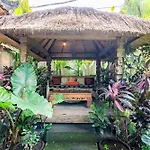 Villa Mangga