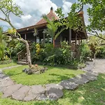 Kak Oman Villa By Madhava Hospitality