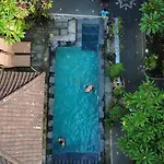 Nami House