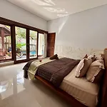 Kanda Villa