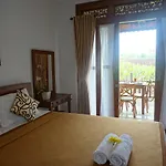 Cantika Guest House