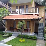 Merthayasa Bungalows