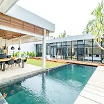 Rouge - Loft Dimanisa