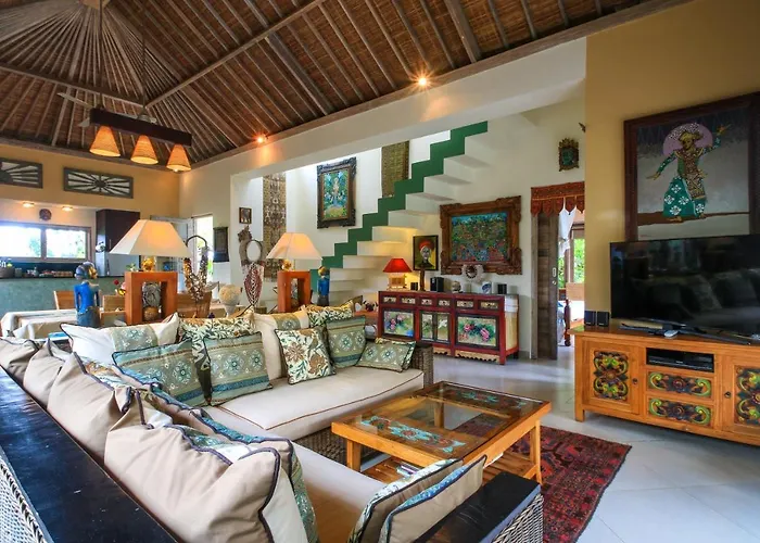 Artsy 2 Bed Villa/Ubud/Pool/Ac/Gardens/Penestanan