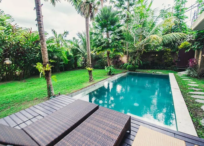 Warisan Villa By Supala