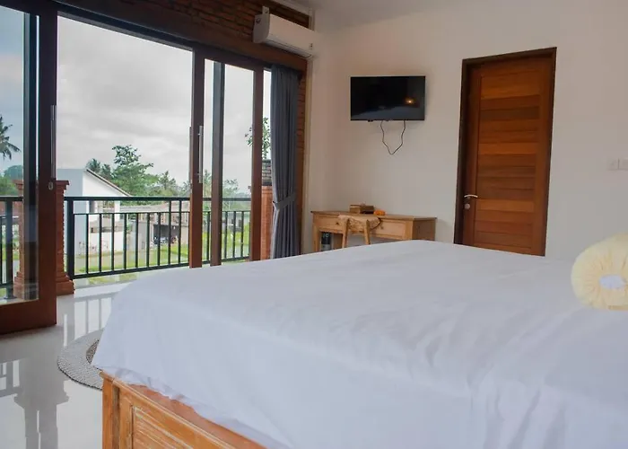 Huge Modern Balinese Home With Panoramic Rice Views!