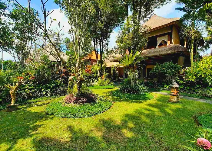 Punita 1 Bedroom Grand Deluxe Garden Zn237