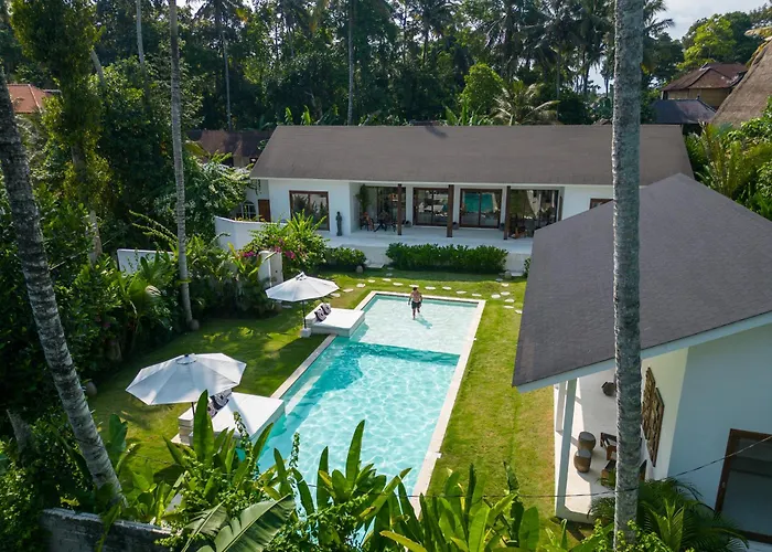 Modern And Stylish 3 Bedroom Villa