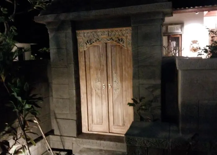 Karma Luwih House