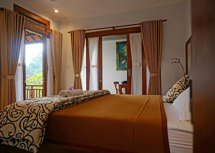 Cantika Guest House