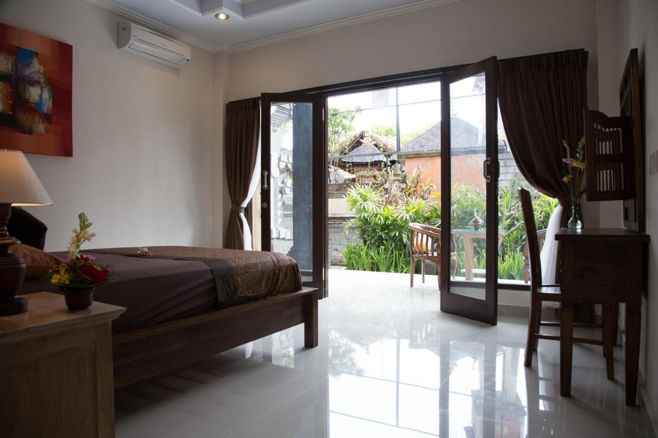 Warji House 1 Centre
