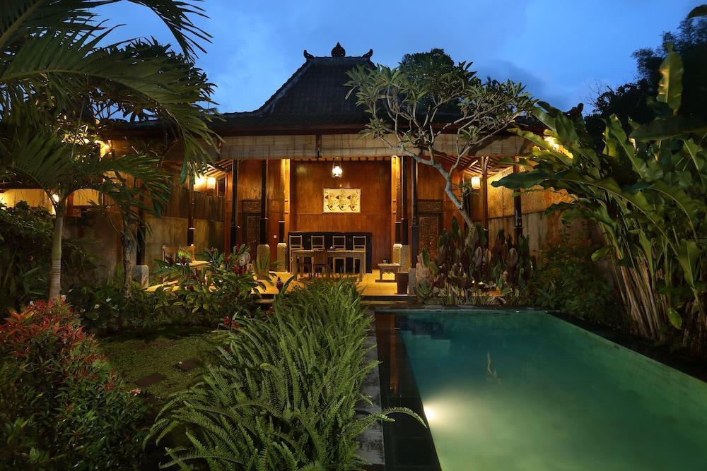 Cocoa Private Hotel 4*