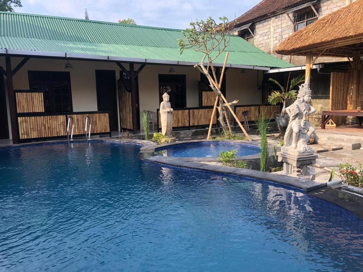 Puri Alit Rumah tetamu