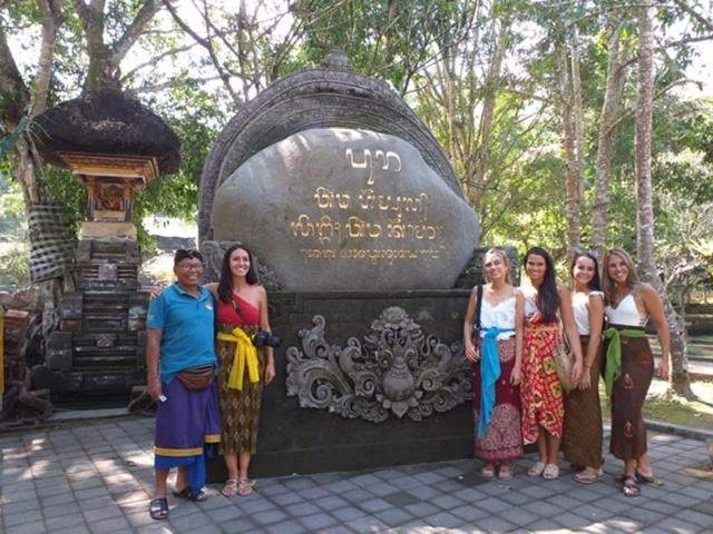 Bella House Monkey Forest Tempat Tidur & Sarapan
