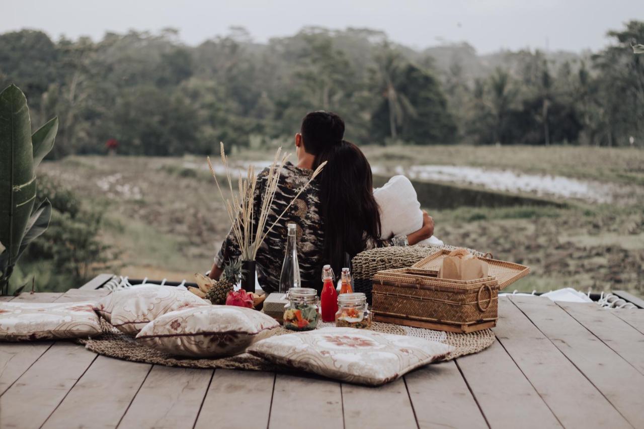 Ipian Cinta By Pramana * Ubud