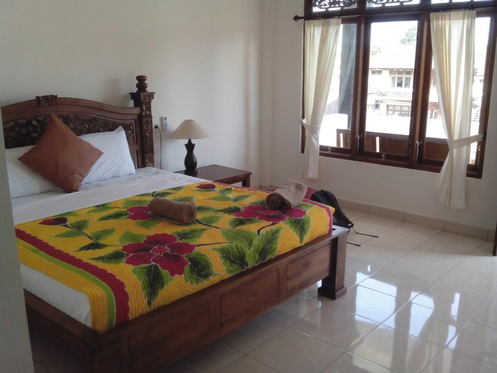 Puji Hostel&bungalow Wisma tamu