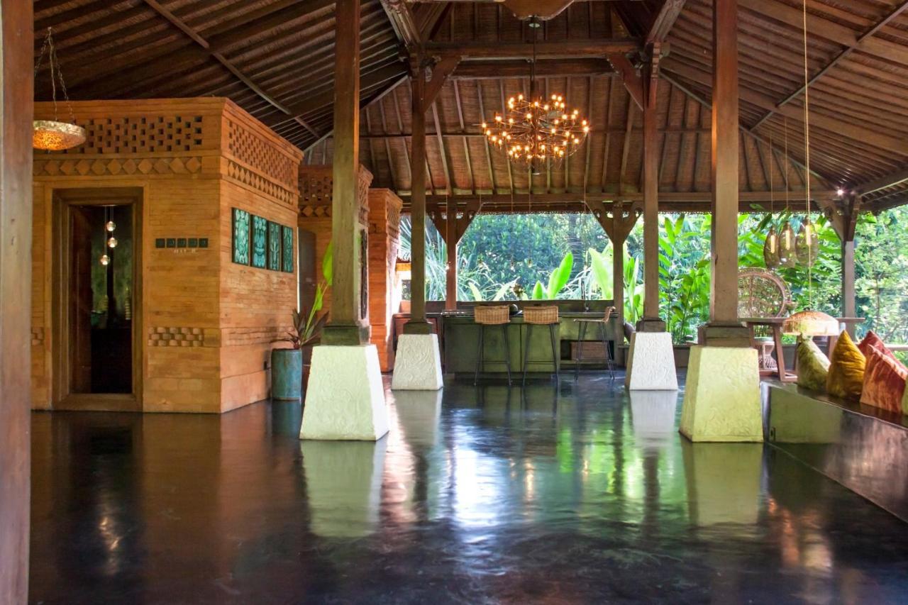 Villa Mahadevi Jungle Retreat Joglo 2 *