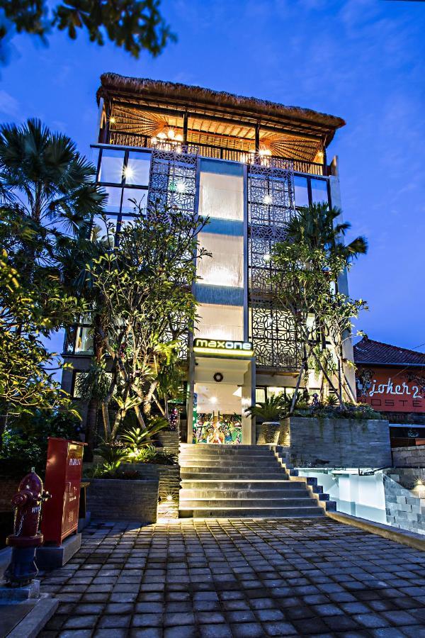 Hotel Maxonehotels At - Chse Certified