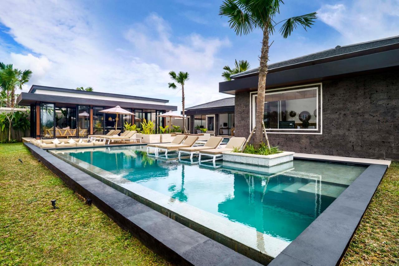 Villa By Balisuperhost