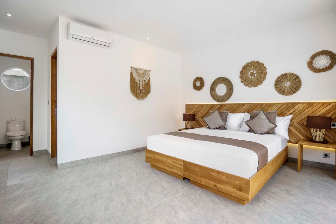 Villa By Balisuperhost