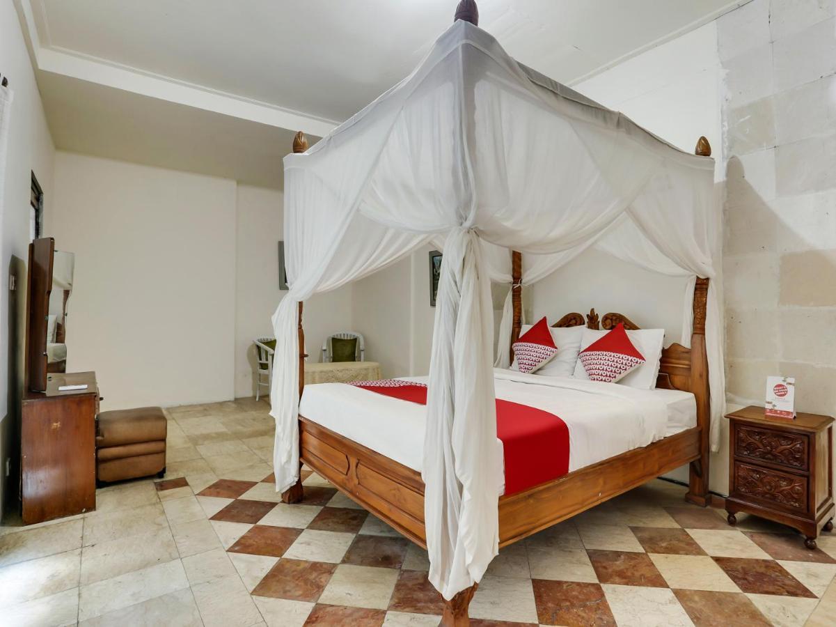Hotel Oyo 90640 Agung Kartini 2*