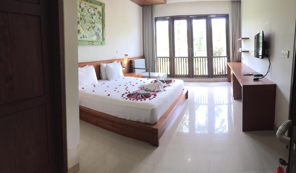 Puri Shanti Villa Hotel 4*