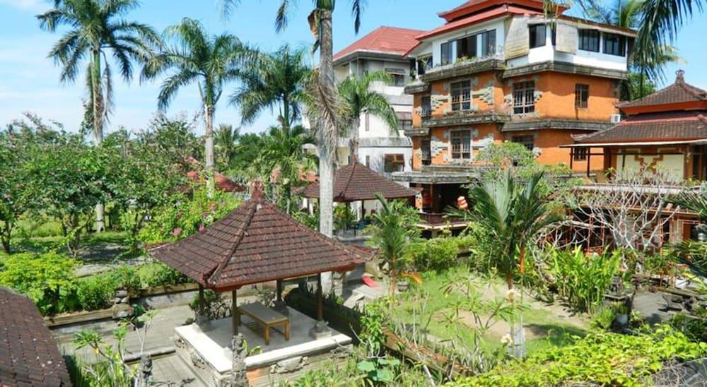 Suly Vegetarian & Spa Hotel