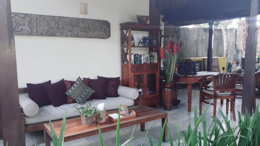 Villa Motama *