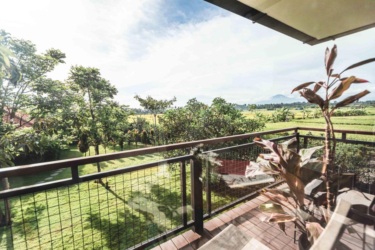 Villa 3 Bedrooms Tropical Modernism Rice Field And Jungle