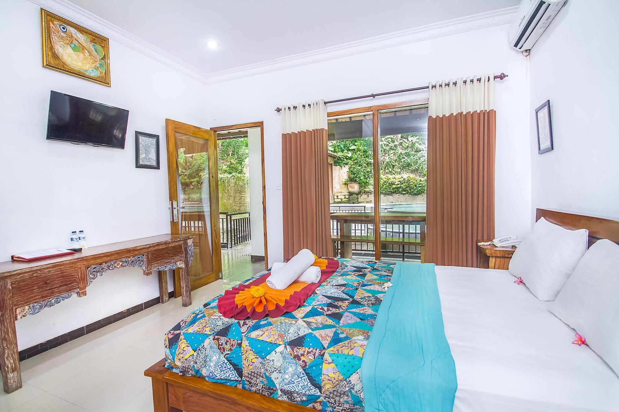 Hotel Tukad White House 3*