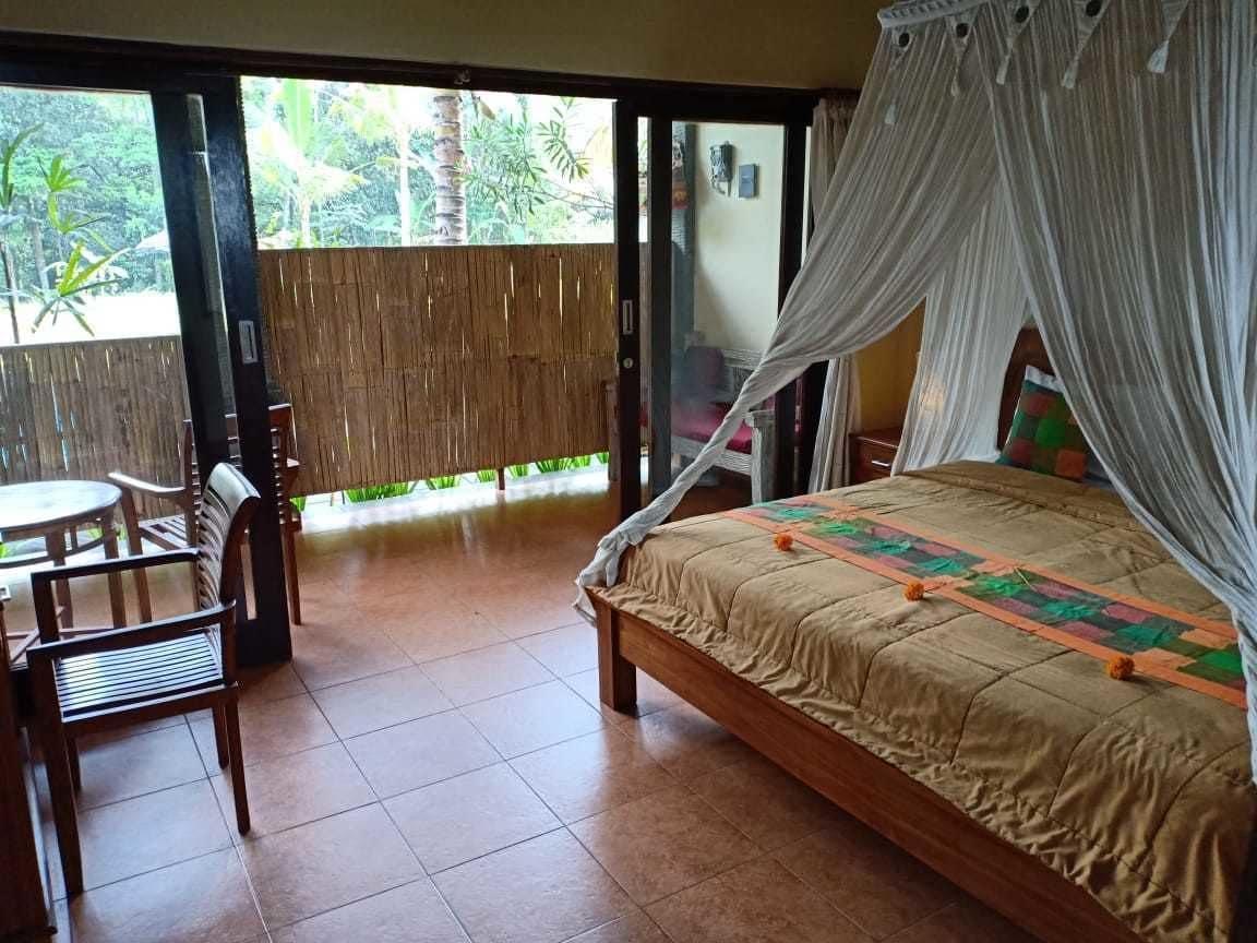 Guest house Semanggi 2*
