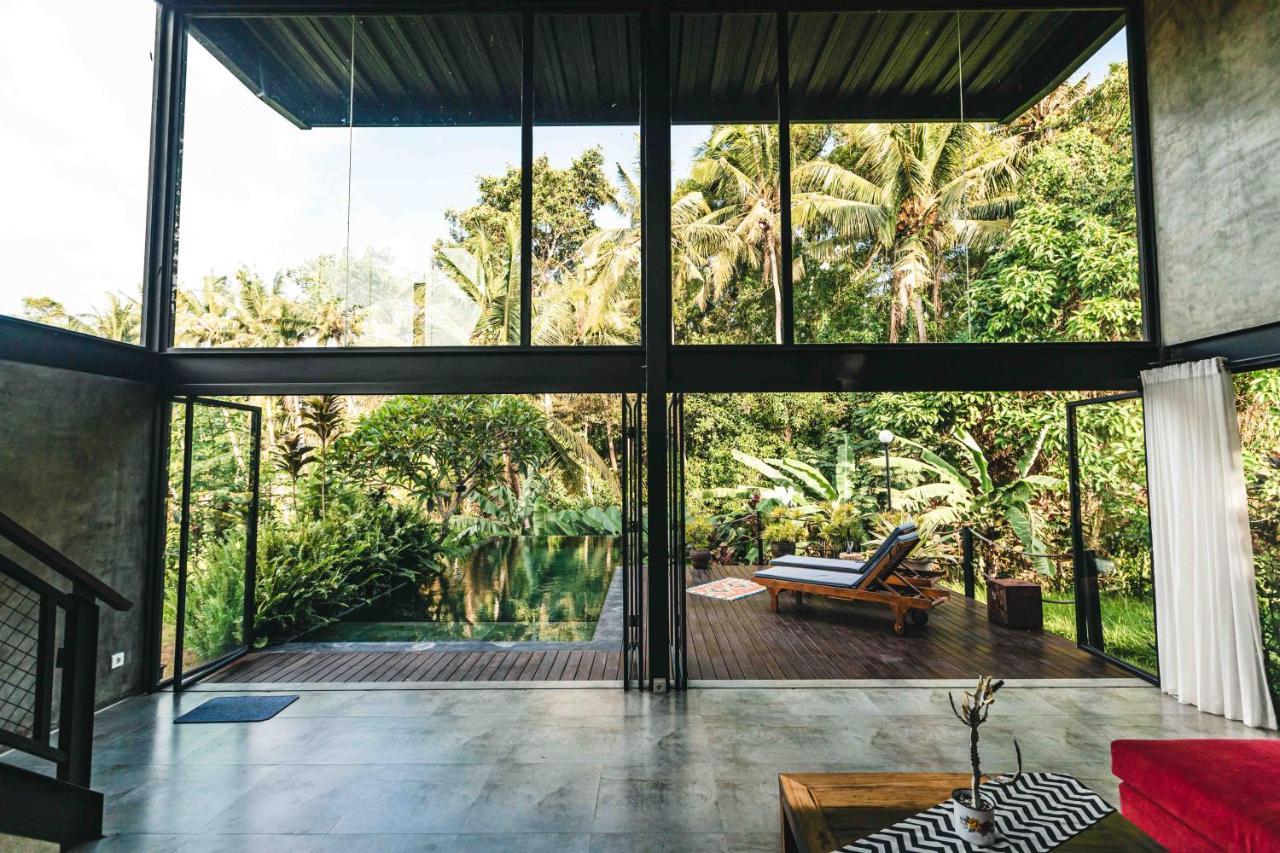 3 Bedrooms Tropical Modernism Rice Field And Jungle Villa *