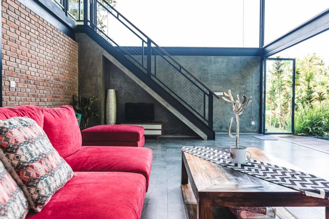 3 Bedrooms Tropical Modernism Rice Field And Jungle Villa Ubud