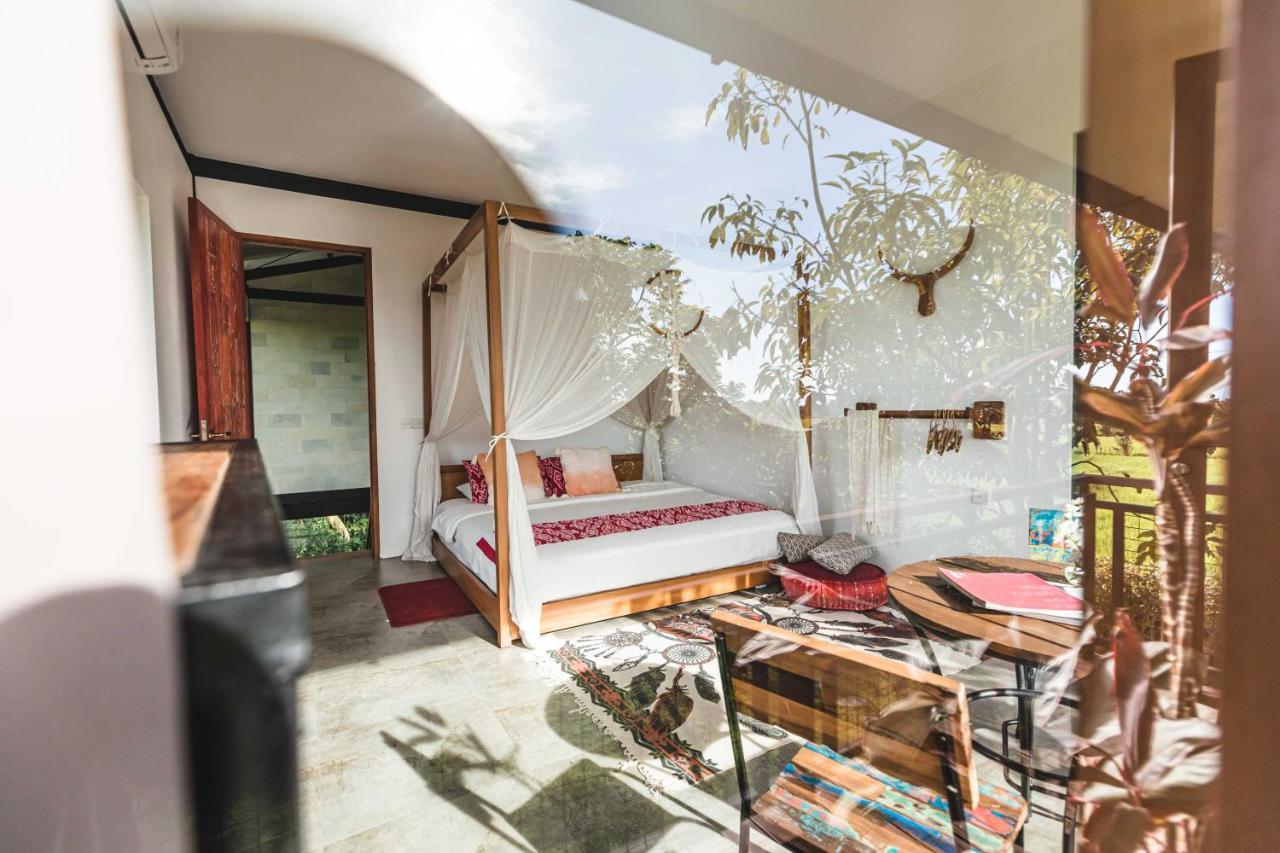 3 Bedrooms Tropical Modernism Rice Field And Jungle *