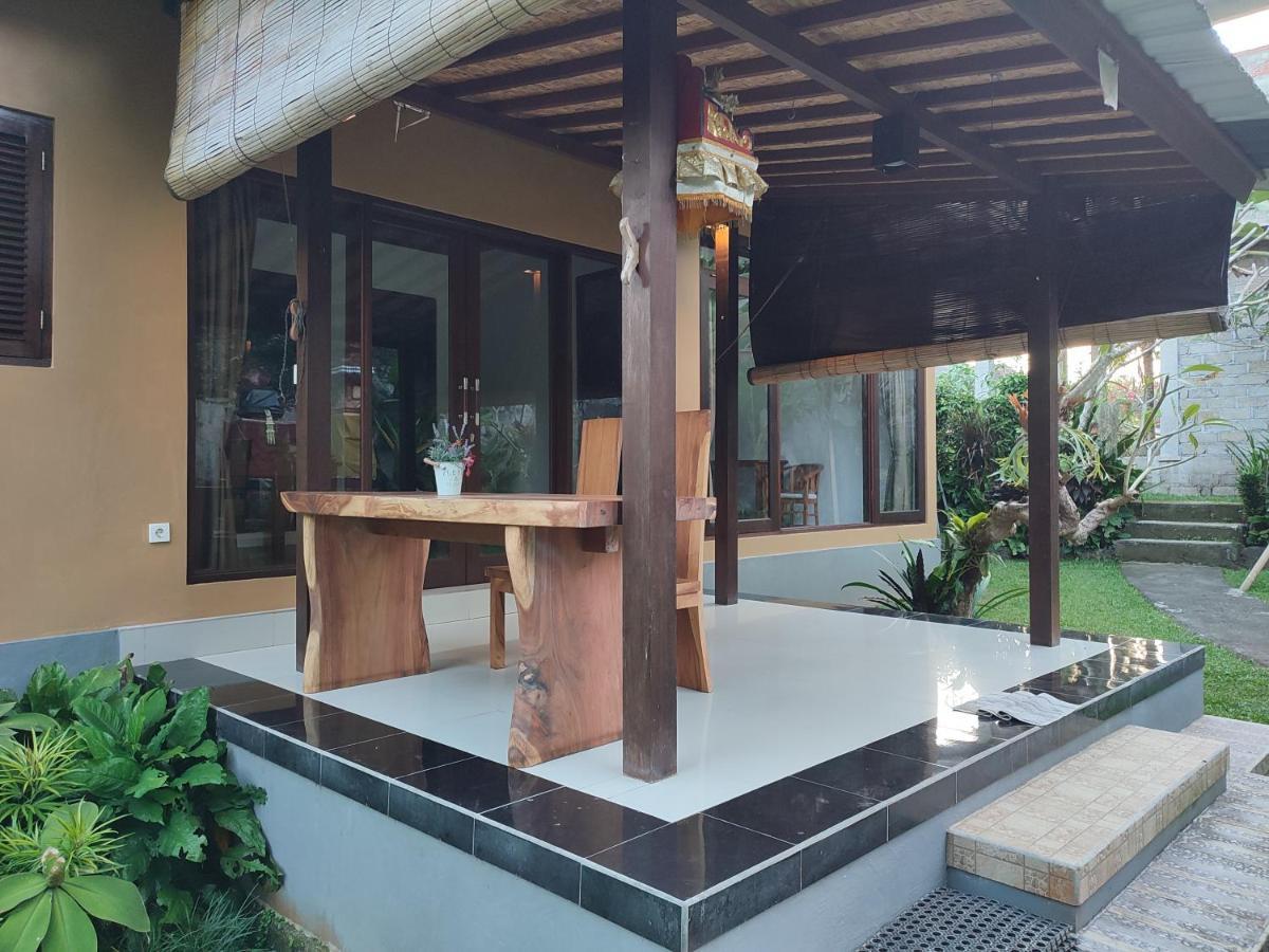 Homestay Bhuana Shanti *