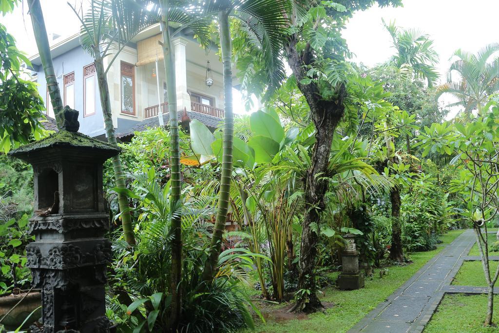 Karang Mesari Ubud (Bali)